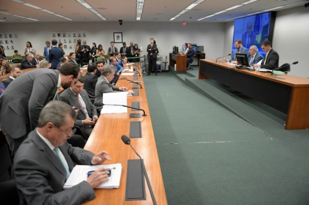 Comissão de Orçamento aprova créditos extras de R$ 95,5 bilhões