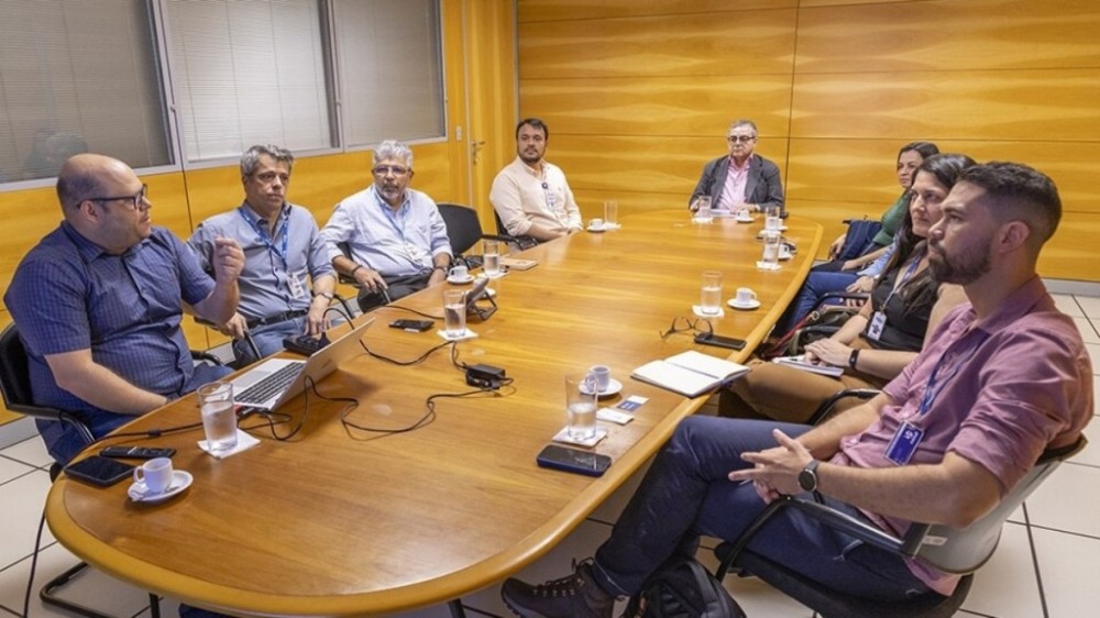 Caesb recebe visita de técnicos da Embasa