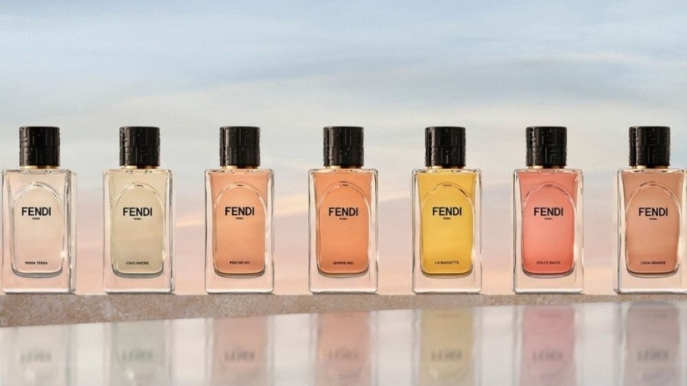Fendi lança coleção de perfumes