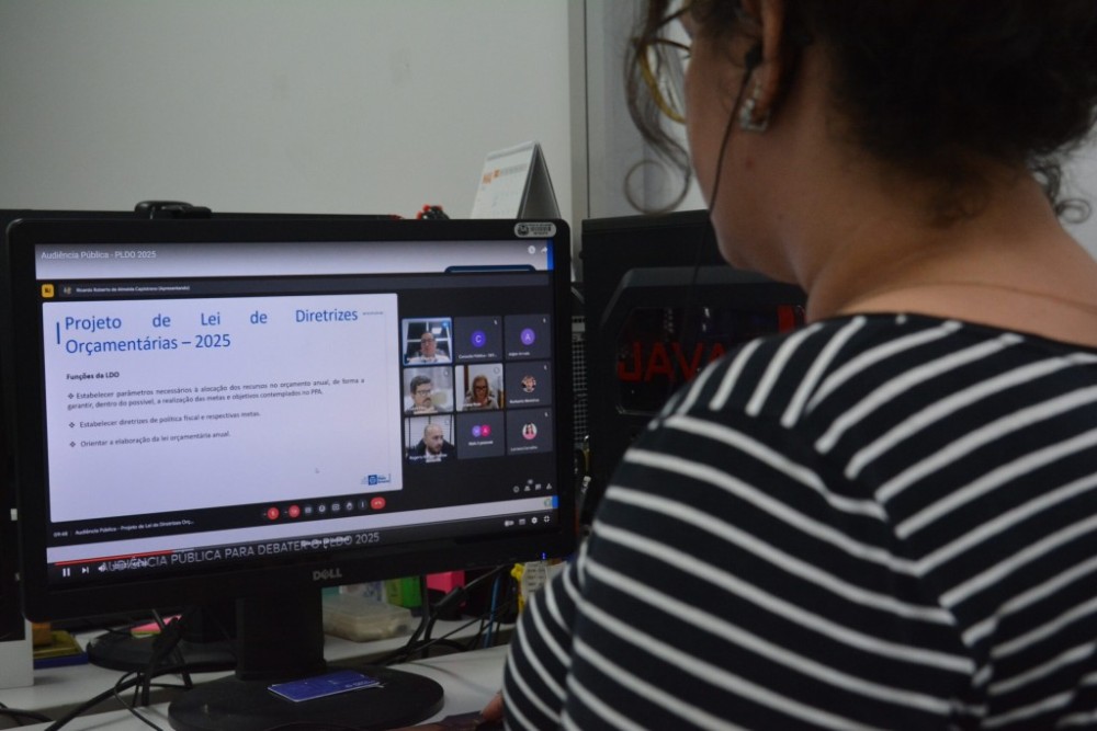 Diretrizes orçamentárias são debatidas com sociedade em audiência pública