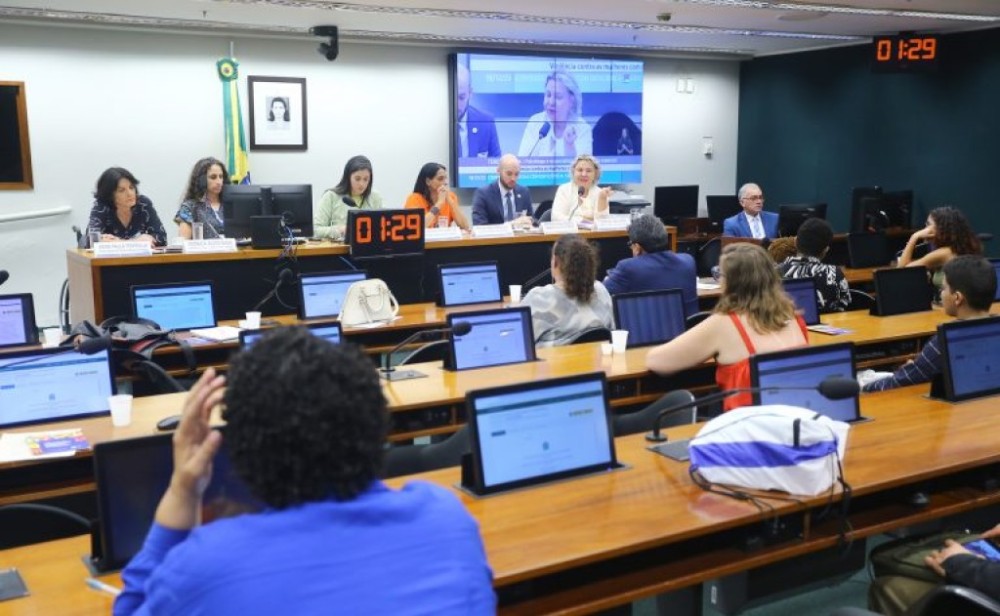 Mulheres com deficiência são as maiores vítimas de violações de direitos, apontam especialistas