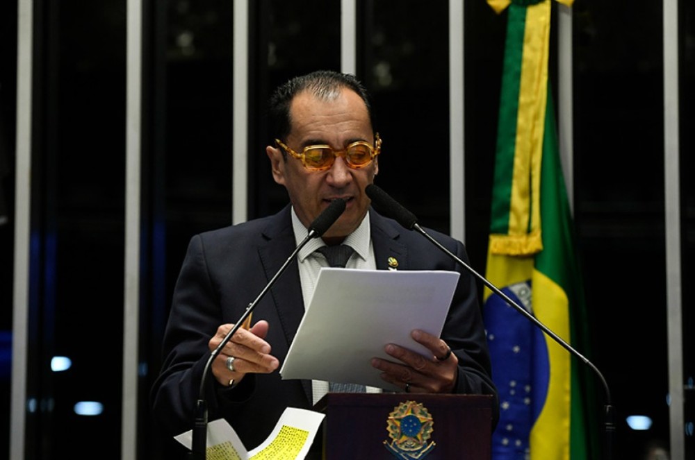 Kajuru celebra aprovação da reforma tributária