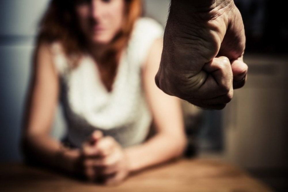 Nova lei assegura sigilo do nome da vítima em casos de violência doméstica e familiar