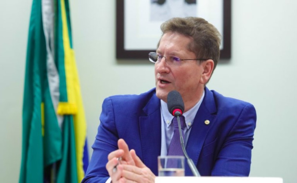 Integrantes de comissão da Câmara discutem propostas para conferência nacional de ciência e tecnologia