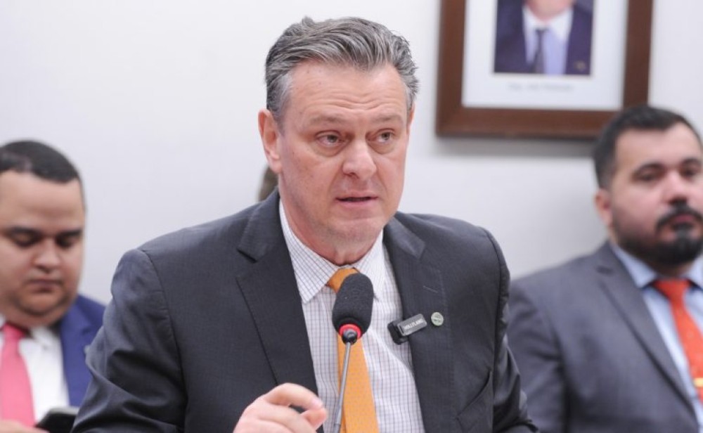 Ministro da Agricultura defende importação de arroz em razão das enchentes no Rio Grande do Sul