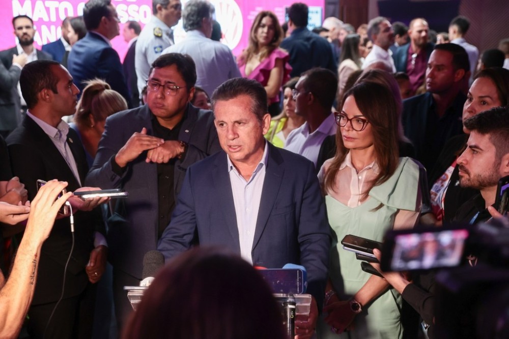 Governador afirma que está buscando conciliação 