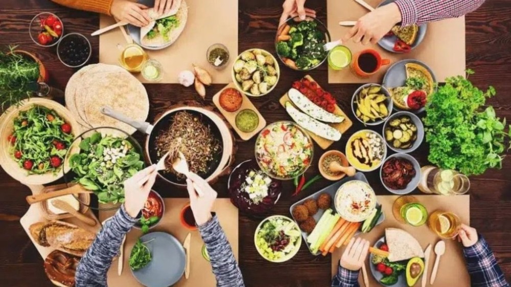 Projeto obriga órgãos públicos a oferecer opções veganas