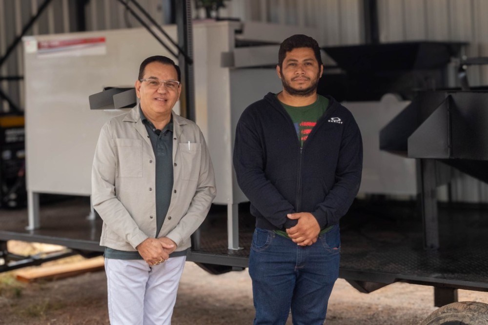 Farinheira Móvel adquirida para Agricultura Familiar beneficia pequenos produtores de mandiocultura