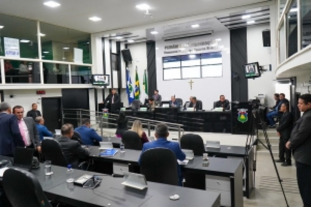 Câmara aprova requerimentos, projetos e pareceres da CCJR na sessão desta quinta-feira