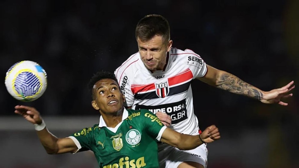 Palmeiras empata com Botafogo-SP e avança para oitavas de final da Copa do Brasil