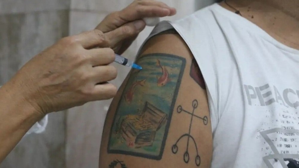 IBGE: quase 94% da população brasileira se vacinou contra covid-19