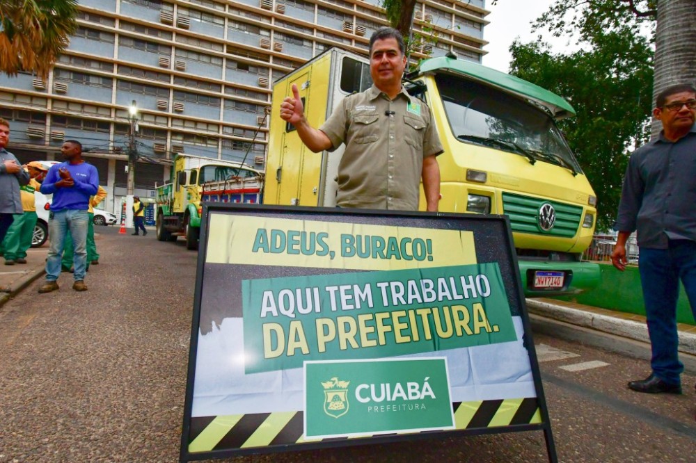 Prefeito de Cuiabá investe R$ 15 milhões no tapa-buracos, triplica equipes para atuação e força-tarefa será concluída em até 90 dias