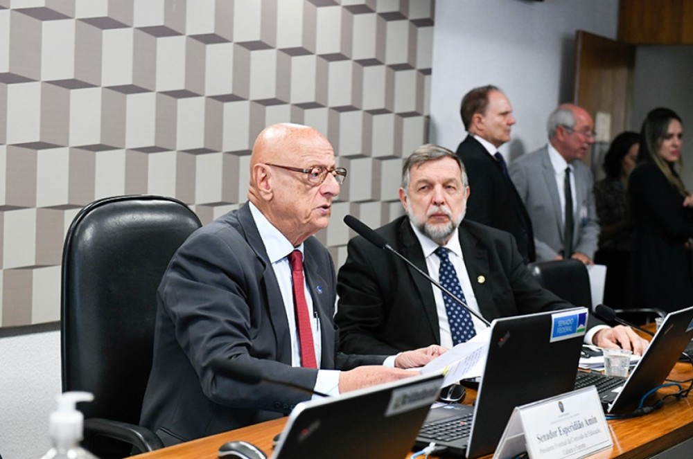 Prorrogação do PNE está na pauta da Comissão de Educação nesta terça