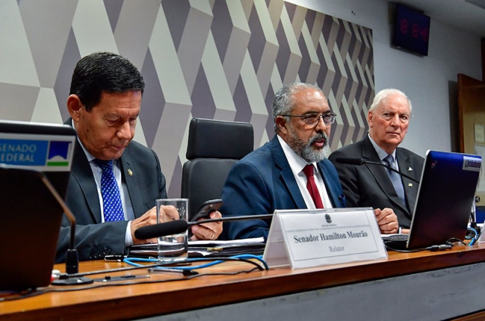 Senado elabora lista de projetos para apoiar o RS após desastres climáticos