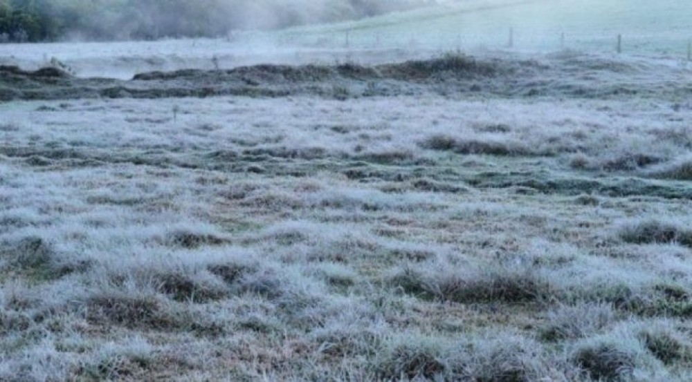 Massa de ar frio derruba temperaturas e pode trazer geada, chuvas continuam no Sul