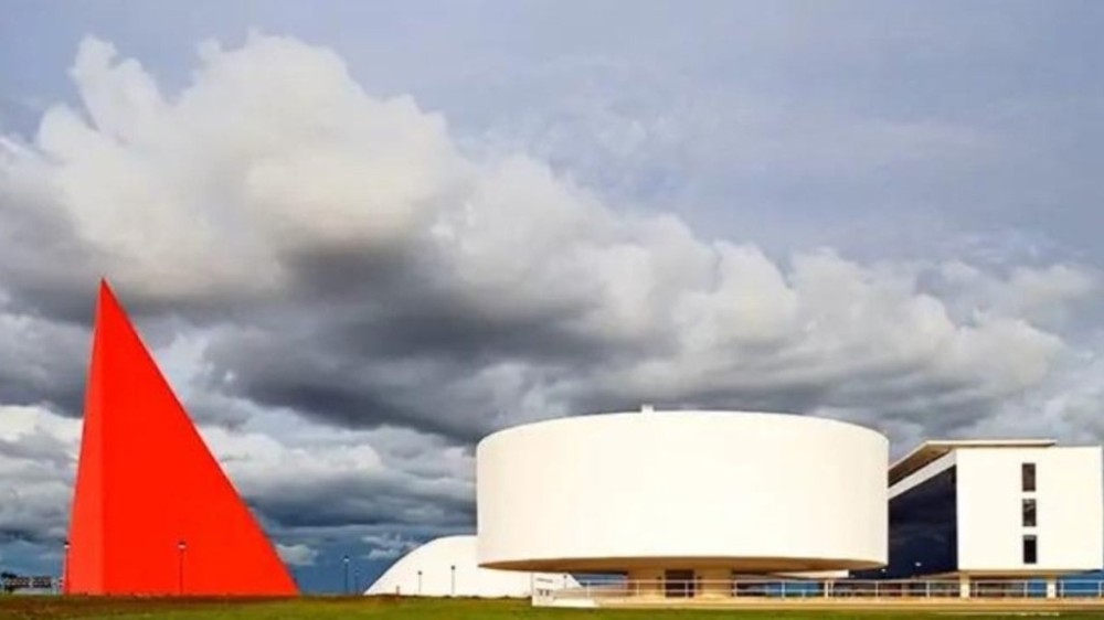 Exposição no Museu de Arte de Goiás traz obras de artistas do DF