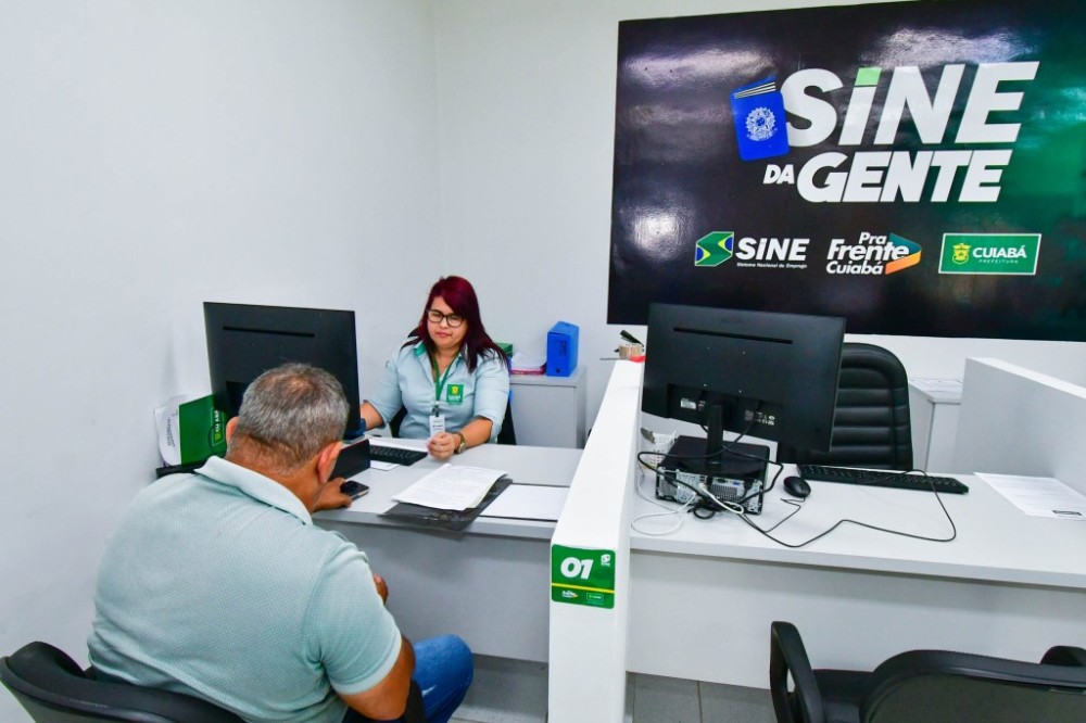Com remunerações de até R$ 3 mil, Sine Municipal oferece 613 oportunidades de emprego nesta terça-feira (28)