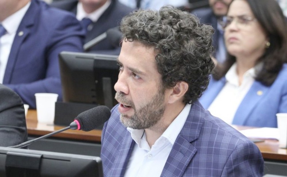 Relator recomenda arquivar processo contra Fernanda Melchionna no Conselho de Ética