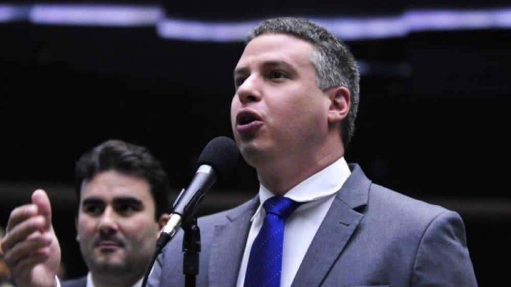 Ex-deputado federal Arthur Virgílio Bisneto morre aos 44 anos