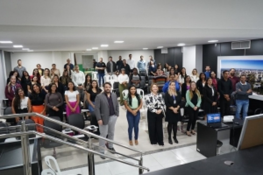 Câmara promove aula prática sobre Processo Legislativo para alunos de Direito