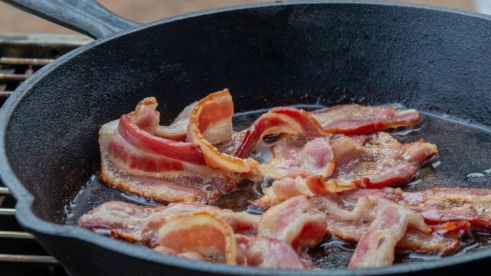 Saúde e nutrição com Clayton Camargos: bacon