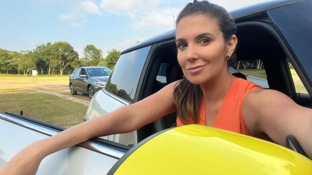 Cris Amaral, do ‘Autoesporte’, anuncia gravidez do primeiro filho: ‘Muito feliz’