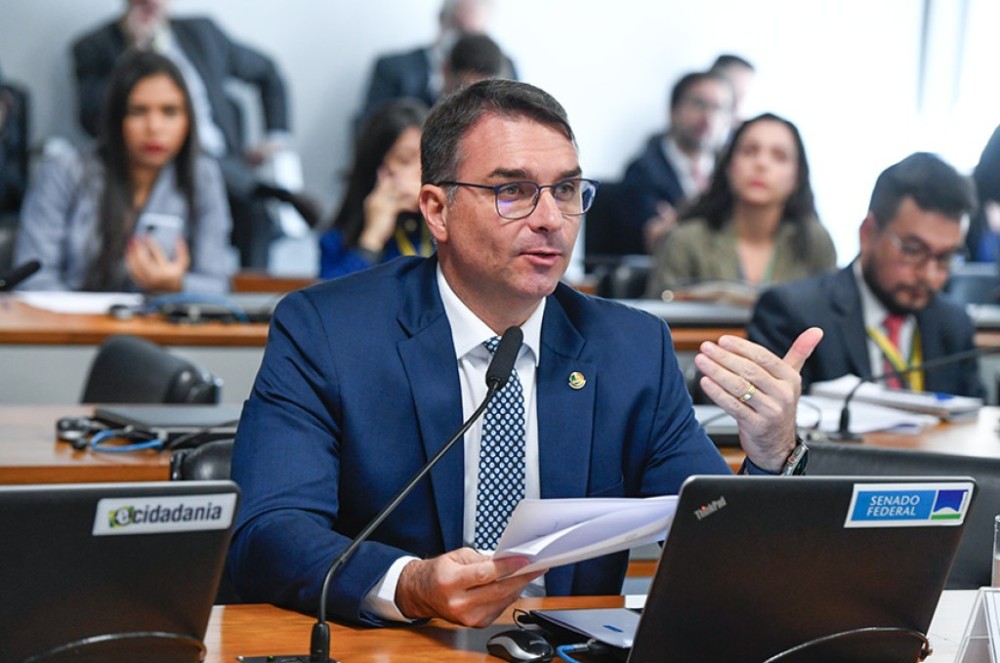 Atualização da Lei Geral do Turismo segue para o Plenário em regime de urgência