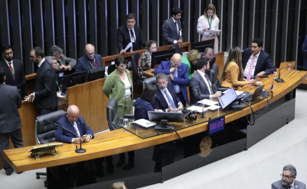 Câmara aprova regras para securitização da dívida ativa da União, de estados e municípios; acompanhe