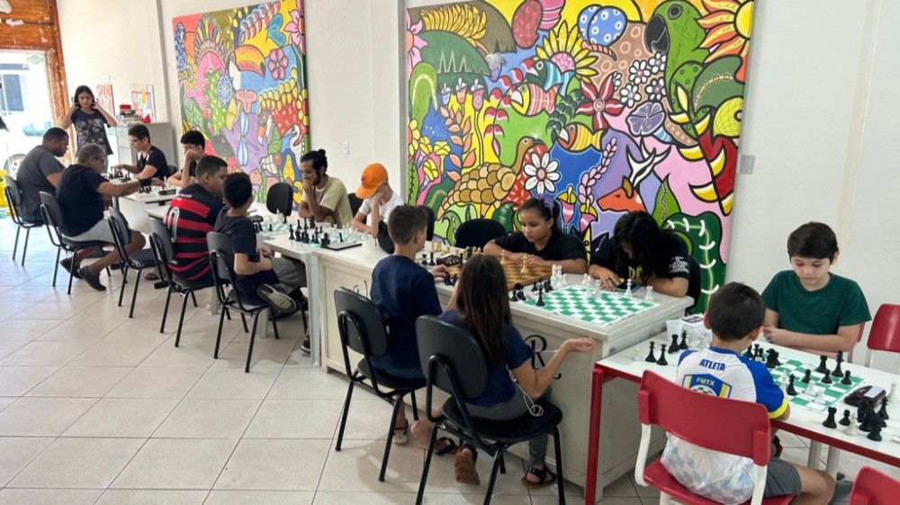 Equipe de Xadrez se prepara para torneios regionais e escolares