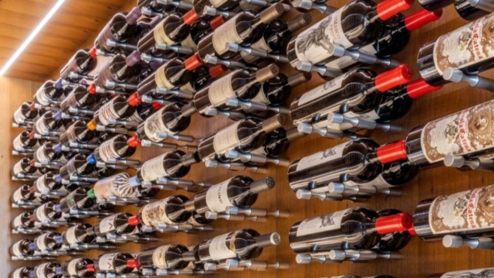 Adega para vinhos: já pensou em ter uma em casa?