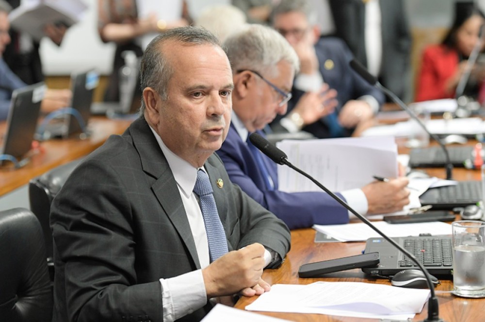 CCJ aprova projeto que dificulta a sindicatos cobrar contribuição assistencial