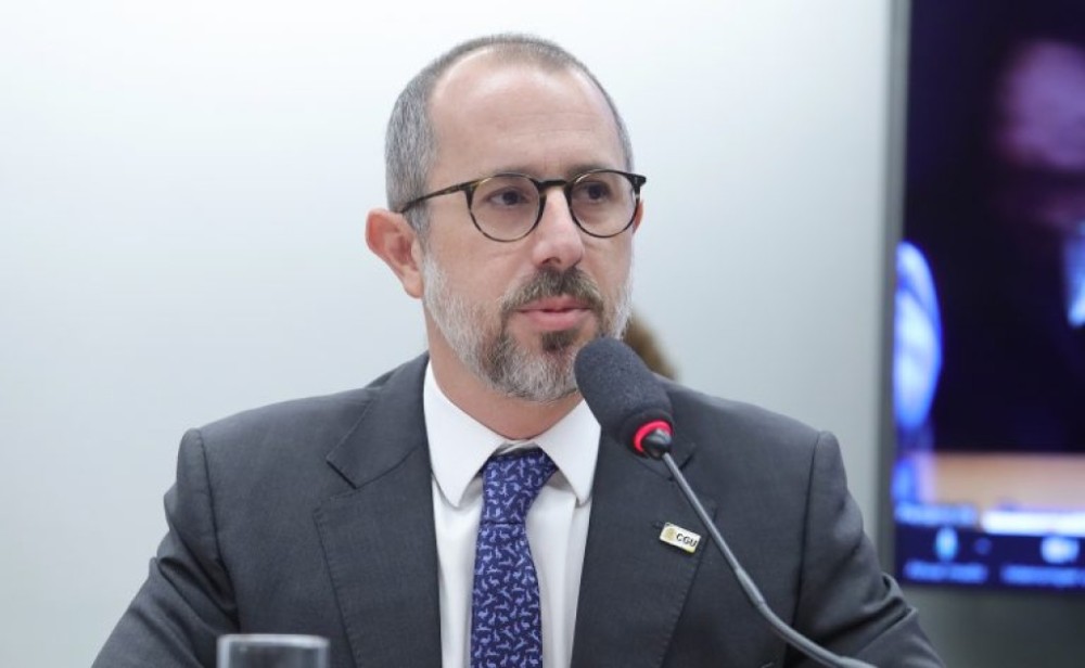 Ministro da CGU defende mudança em lei que permite sigilo de 100 anos para dados sensíveis