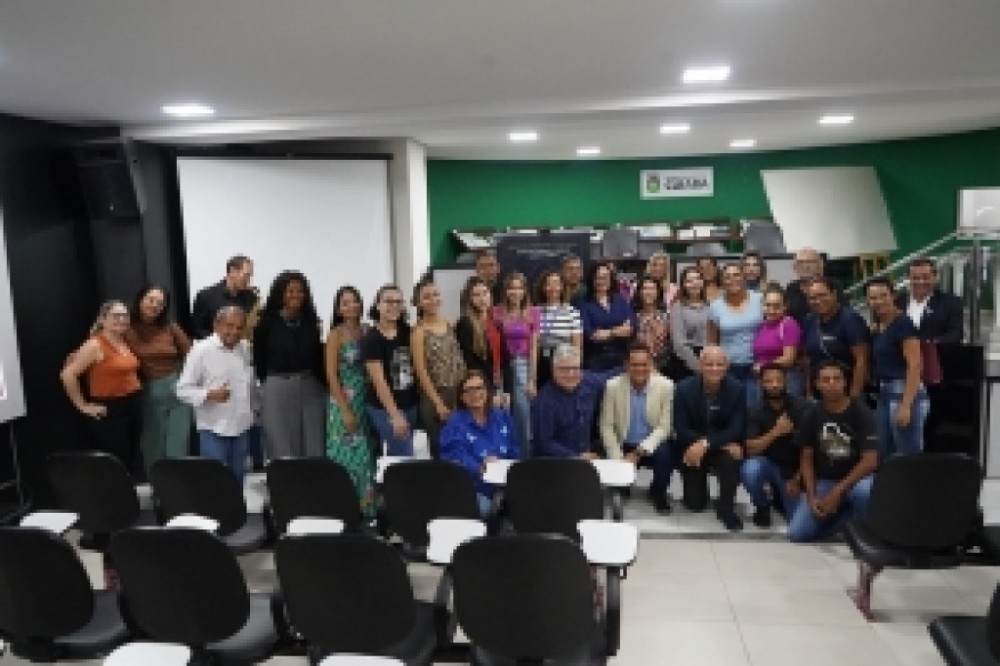 Câmara recebe projeto que associa arte com enfrentamento à violência contra a mulher