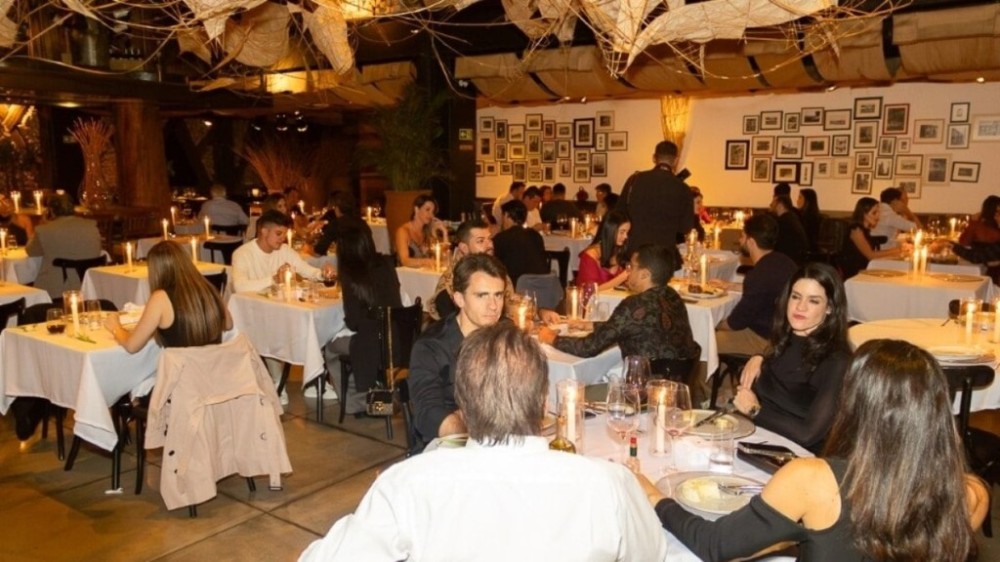 Iguatemi Brasília realiza jantar especial para casais no Pobre Juan