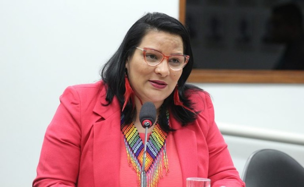 Comissão aprova projeto que proíbe cobrança de tarifa bancária de instituições públicas de ensino