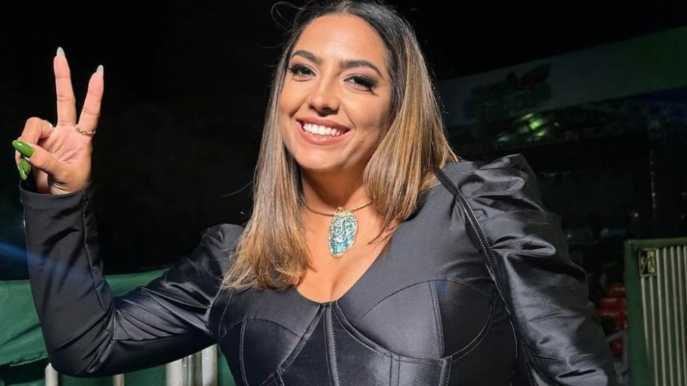 Camila Moura, ex de Buda celebra conquista de seu primeiro ap: ‘Não devemos desistir’