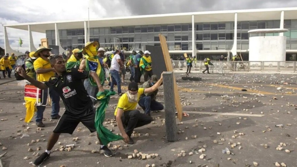 Operação Lesa Pátria: PF tenta capturar 208 pessoas no DF e em 18 estados