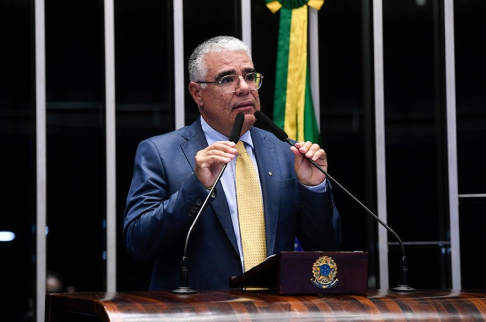 Girao aciona PGE com acusação de abuso de poder do governador do Ceará