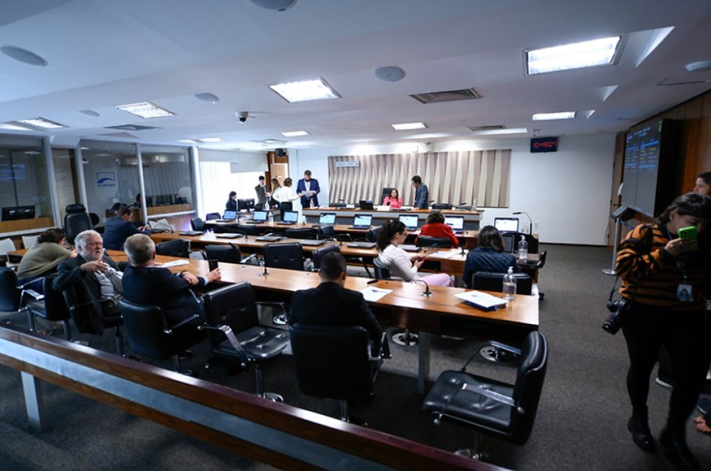 Comissão aprova criminalização da apologia à tortura e a ditaduras