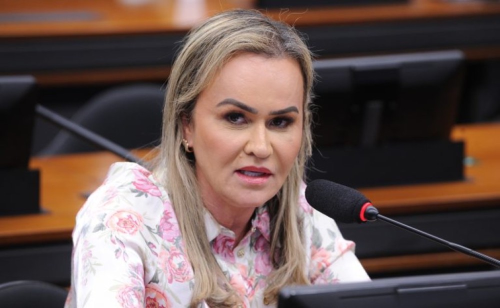 Comissão aprova proposta que ajusta linguagem do ECA à legislação recente
