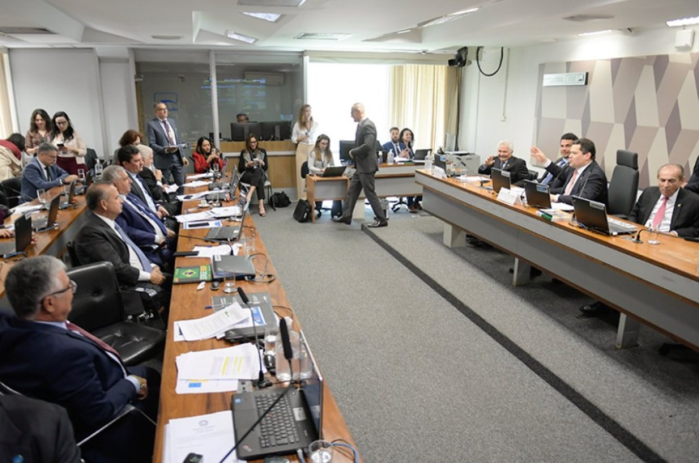 CCJ pode votar na quarta-feira indicação de autoridades para TST e CNJ