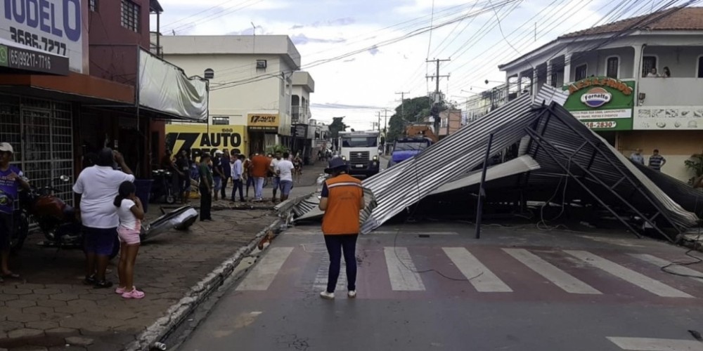 Defesa Civil orienta população sobre cuidados importantes para o período de chuvas e queda de árvores