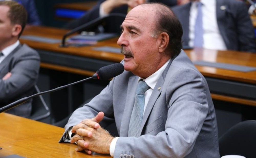 Comissão aprova prioridade no atendimento de saúde para criança com deficiência ou doença crônica