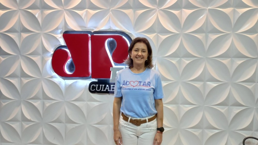 Juíza auxiliar da Corregedoria divulga ações para promoção da adoção em rádio da Capital