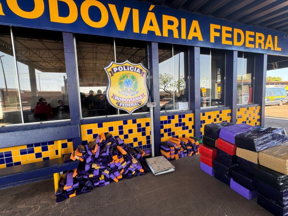 Dose dupla: Mais de 700 quilos de maconha apreendidos e veículo recuperado em Rondonópolis/MT