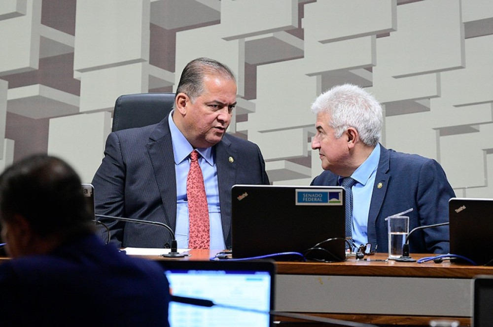Comissão analisa autorizações para rádios comunitárias em quatro estados