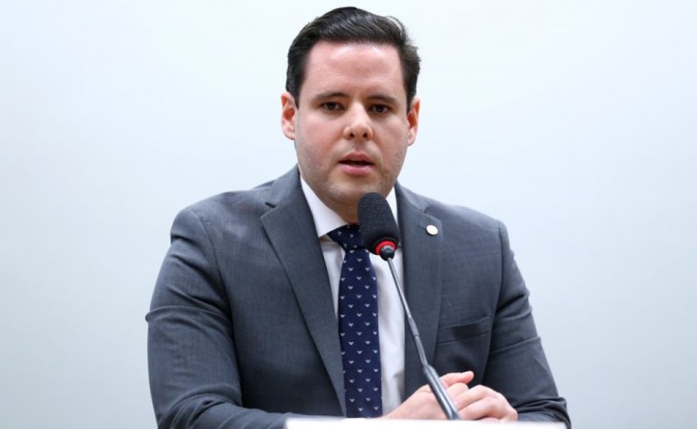 Comissão aprova interrogatório direto a testemunha na justiça militar