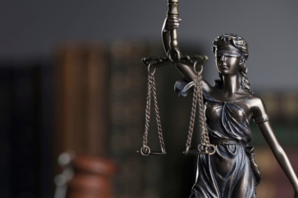Réu é condenado a 21 anos por homicídios tentados e consumados
