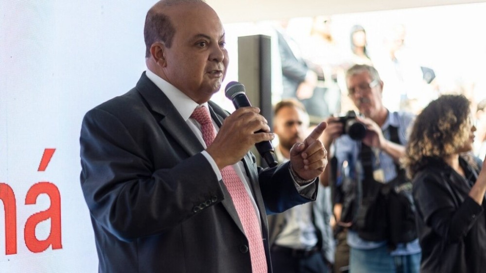 Ibaneis pede estudo para criação de Conselho Distrital dos Direitos LGBT+
