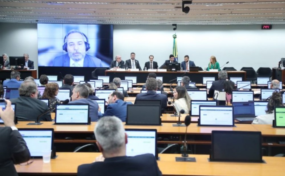 Segmento de biocombustíveis propõe definição de margem competitiva no texto da reforma tributária